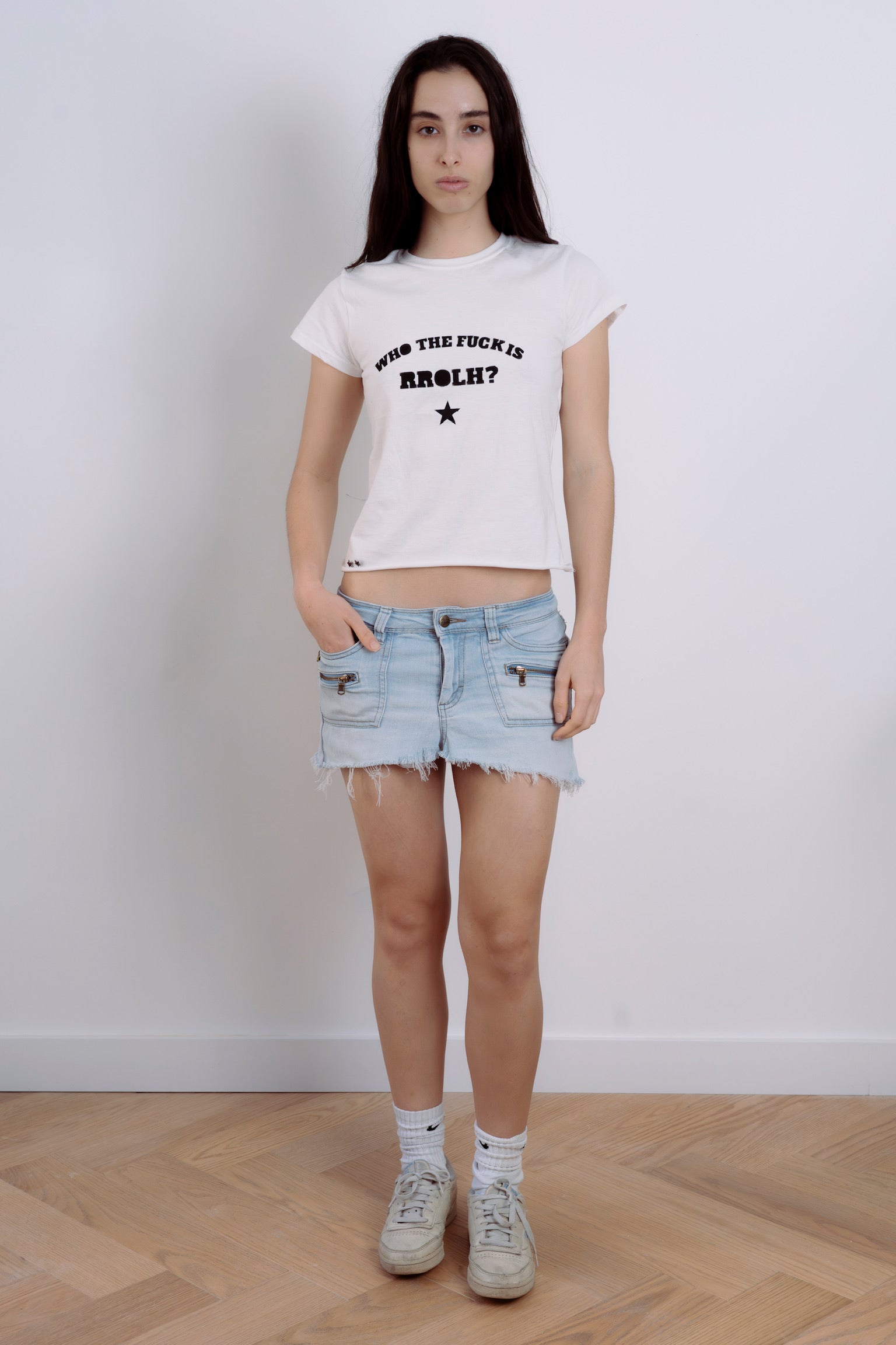 The (G)oldstar micro-skirt #0003