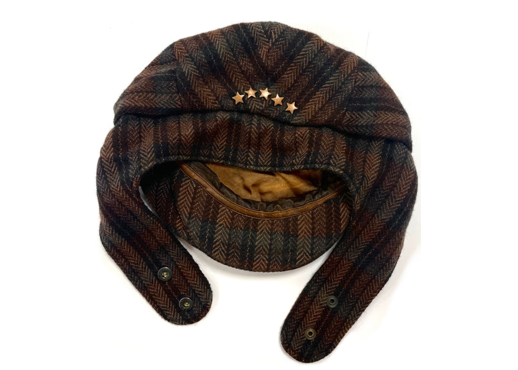 The (G)oldstar Cap #0011