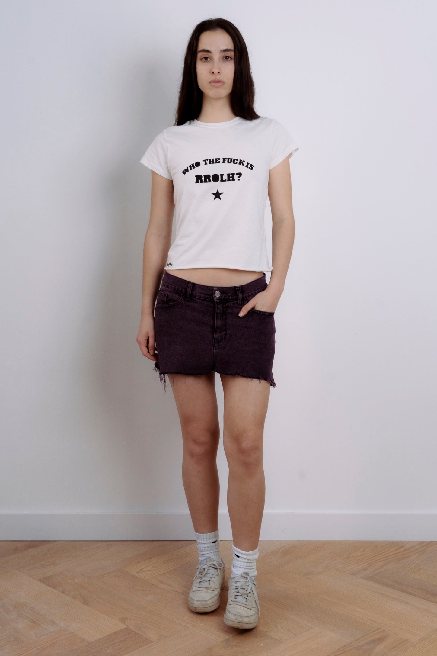 The (G)oldstar micro-skirt #0001